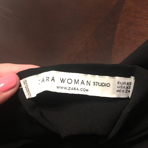 Zara black pleated waist mini skirt XS - Picture 6 of 6